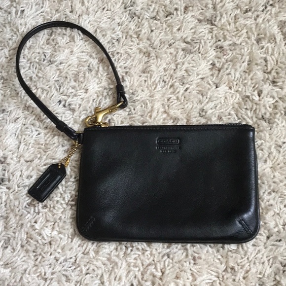 Coach Handbags - Coach wristlet in classic black leather
